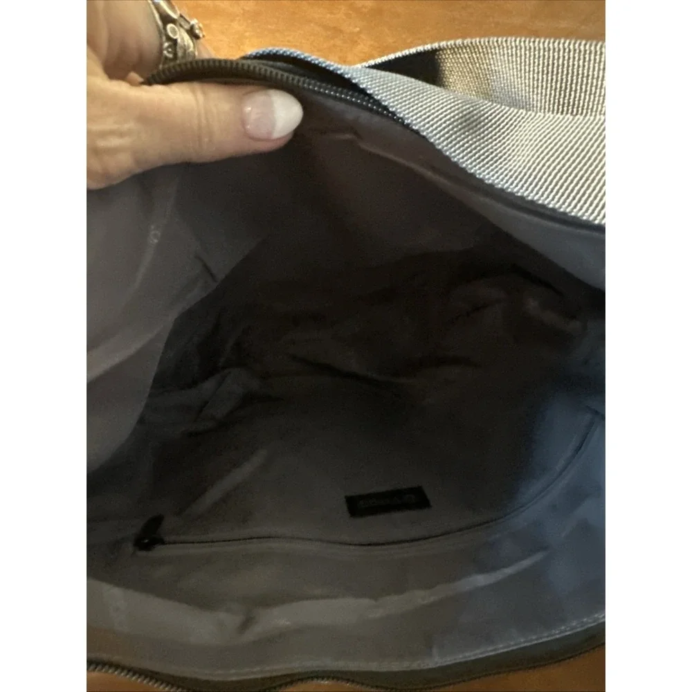 Biaggi Flexmates Convertible Crossbody | Lightweight RFID Blocking Hobo Grey